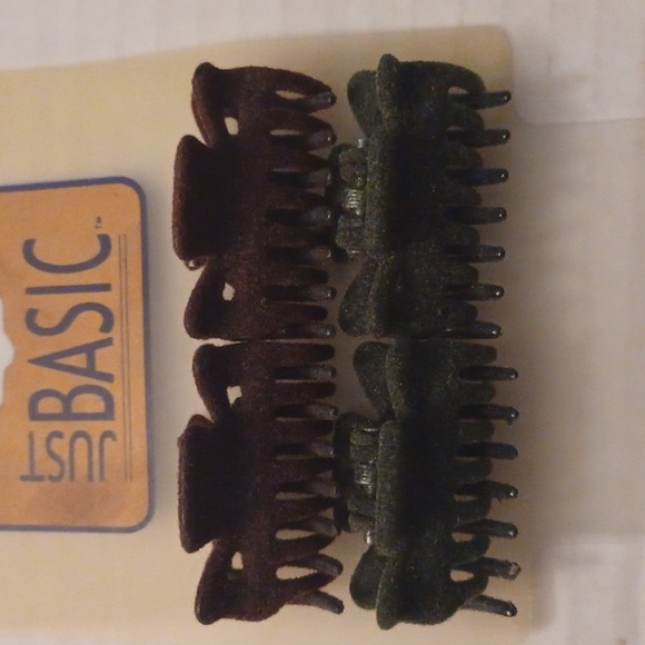 4/$40 New Velour Hair Clips & Barettes - Picture 2 of 4